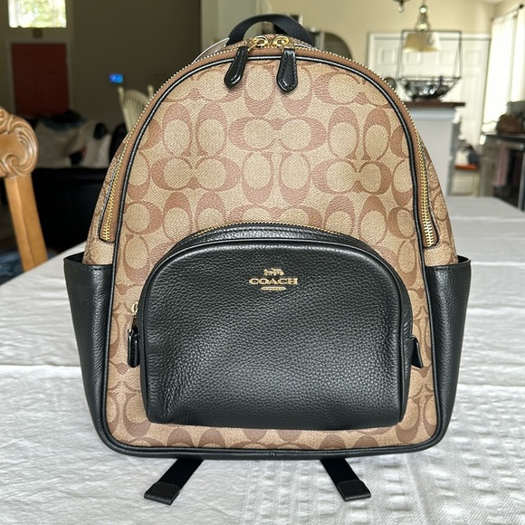 Coach backpack - Picture 1 of 3